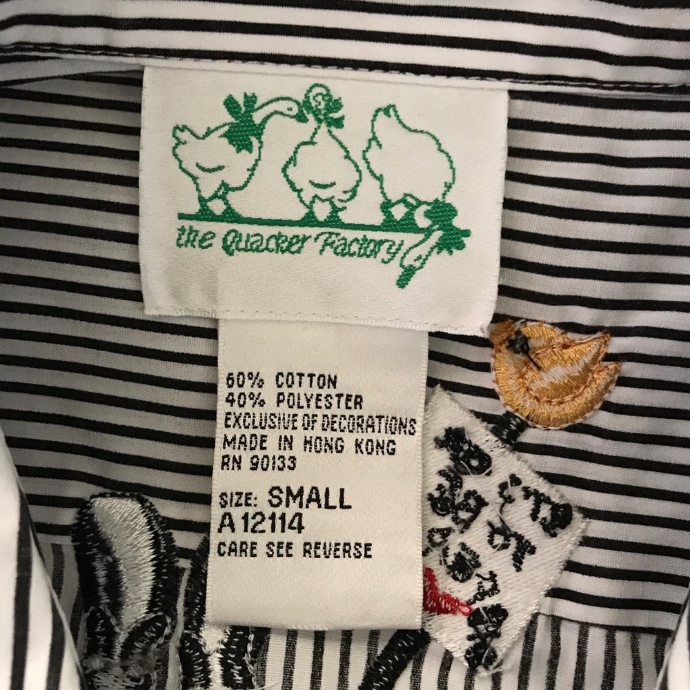 The Quacker Factory Embroidered Noah’s Ark Button Up Shirt Size Small Striped - Picture 10 of 14